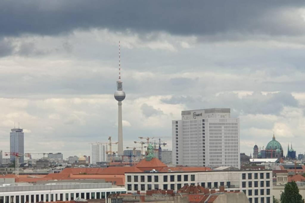Studio Apartment Uber Den Wolken Берлин Экстерьер фото