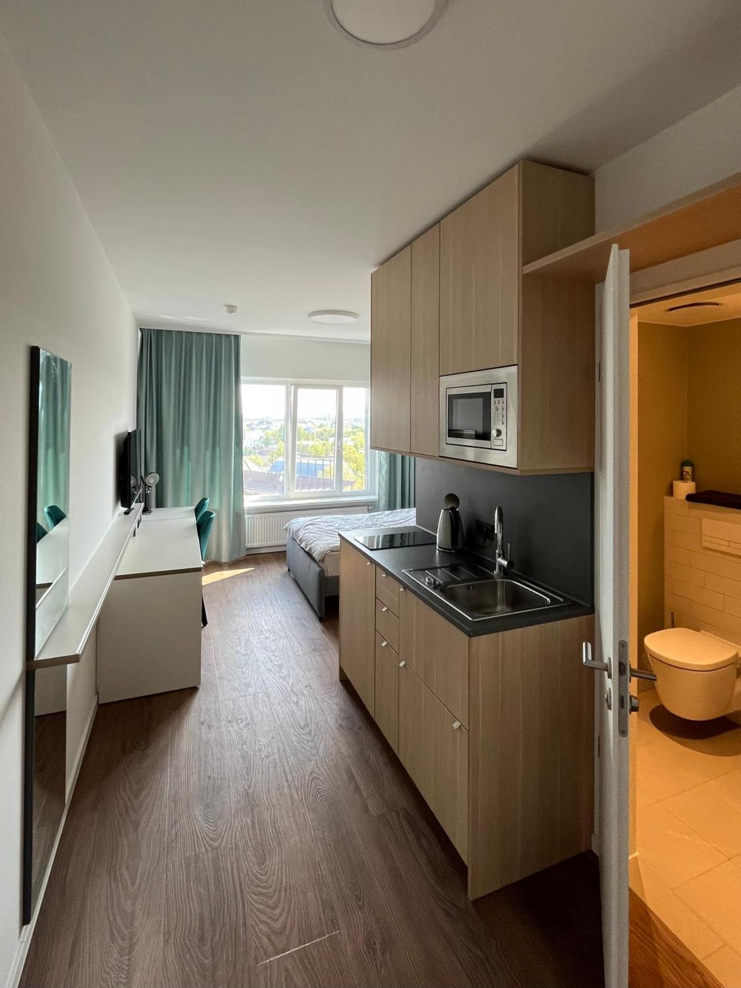 Studio Apartment Uber Den Wolken Берлин Экстерьер фото